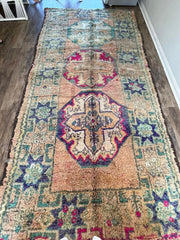 moroccan vintage carpet