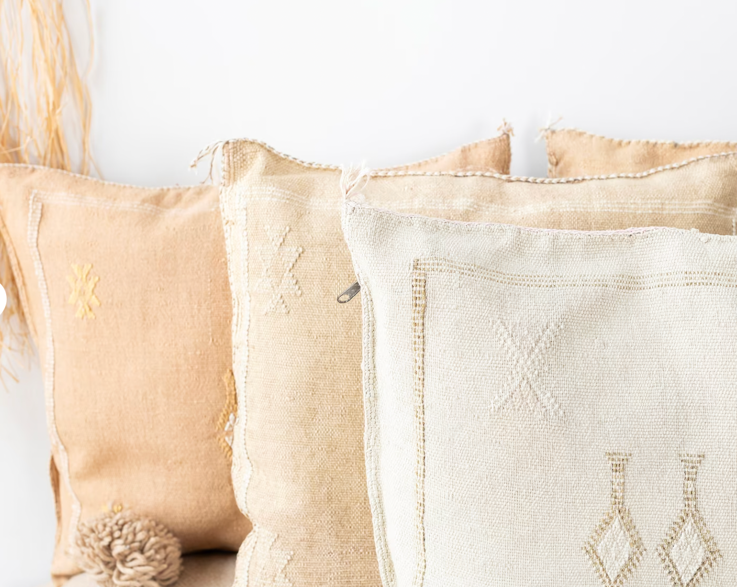 Cactus Silk Cushion Cover Light Sand